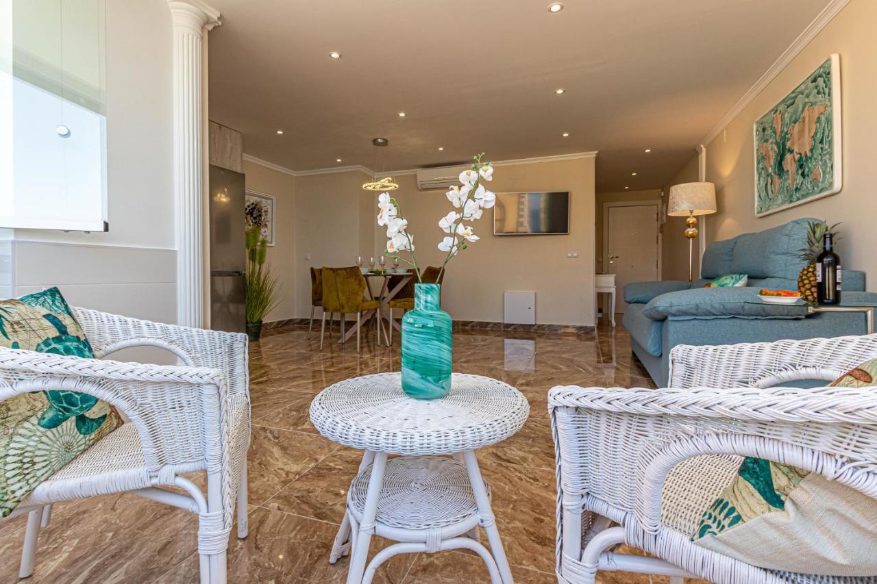 Costa Paradise - Beachfront Apartment Fuengirola Esterno foto